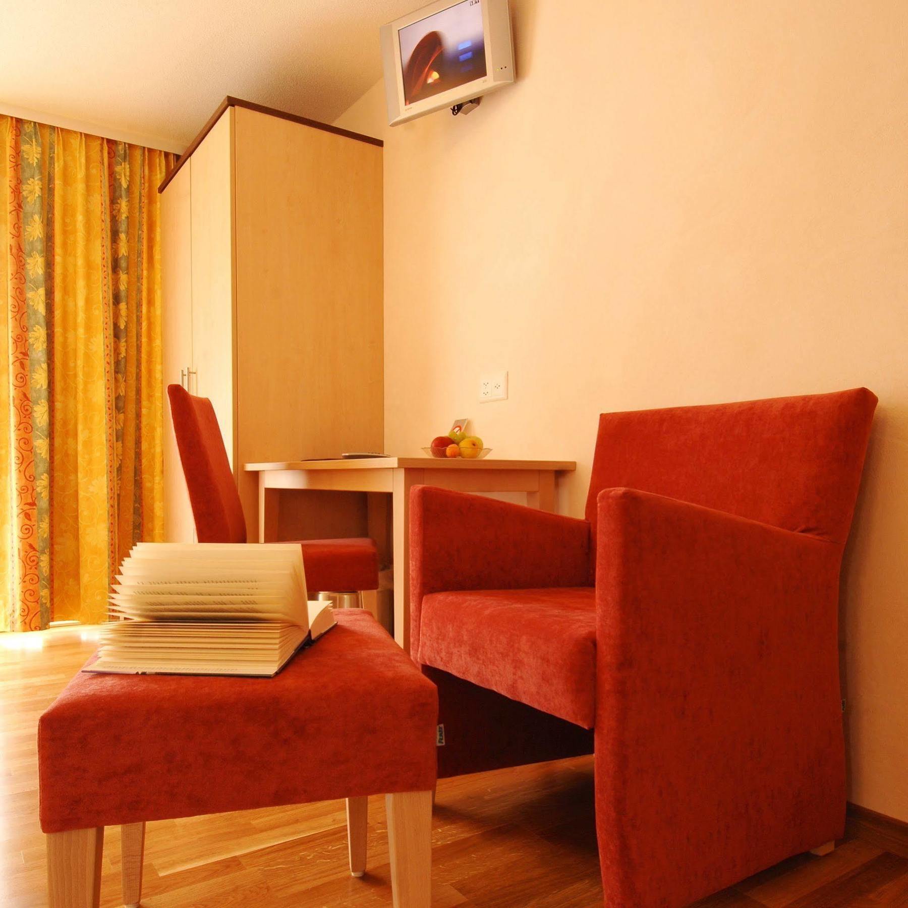 Hotel Viktoria-Leukerbad-Therme Dış mekan fotoğraf