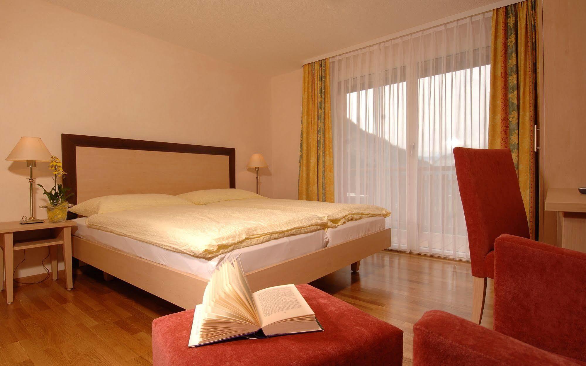 Hotel Viktoria-Leukerbad-Therme Dış mekan fotoğraf